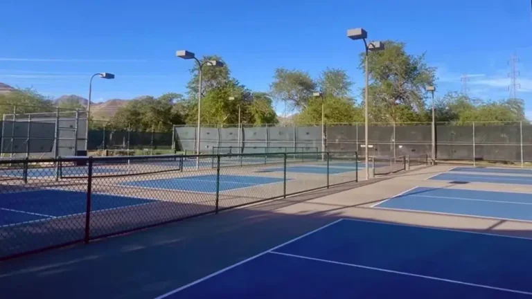Outside view of the 8 outdoor pickleball courts at Cholla Park in Scottsdale, Arizona