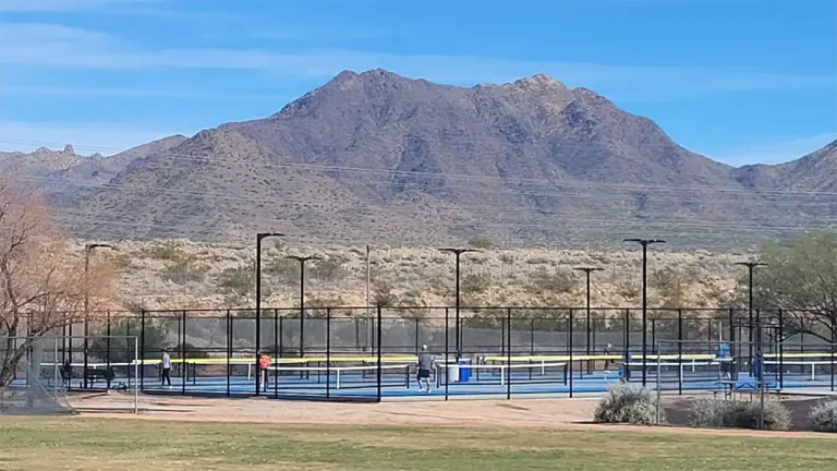 Outside view of the 10 outdoor pickleball courts at Horizon Park in Scottsdale, Arizona